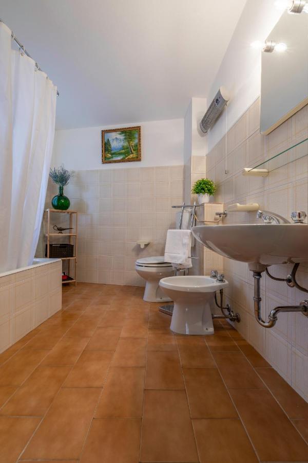 Il Terrazzino Sul Borgo 1 Apartment เบลลาโจ ภายนอก รูปภาพ